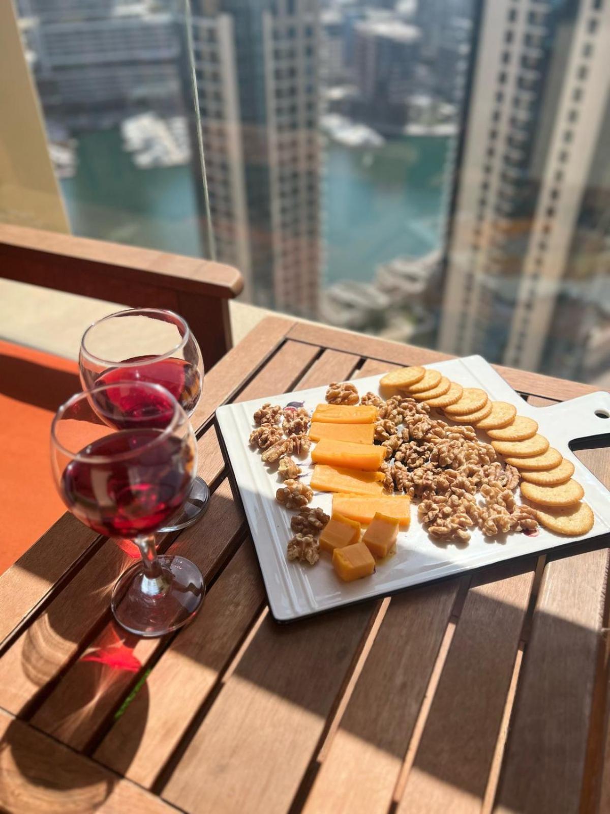 Luxury Casa - Indigo Sea View Apartment Jbr Beach 2Br Dubai Luaran gambar